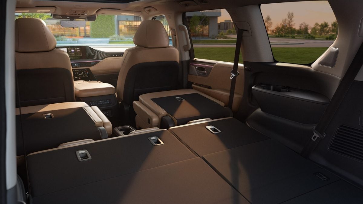 INFINITI QX80 INTERIOR